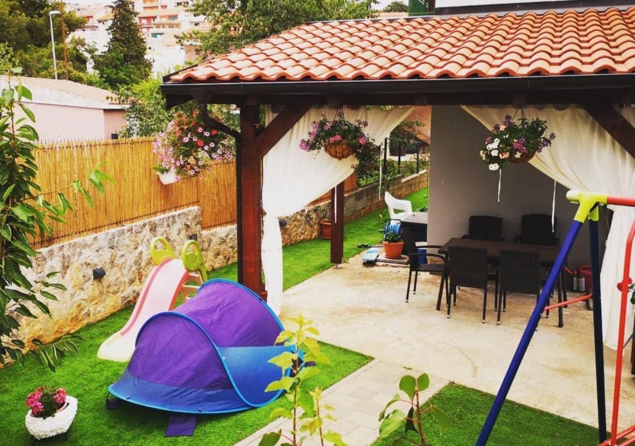 Apartments Tonka Šibenik Екстериор снимка