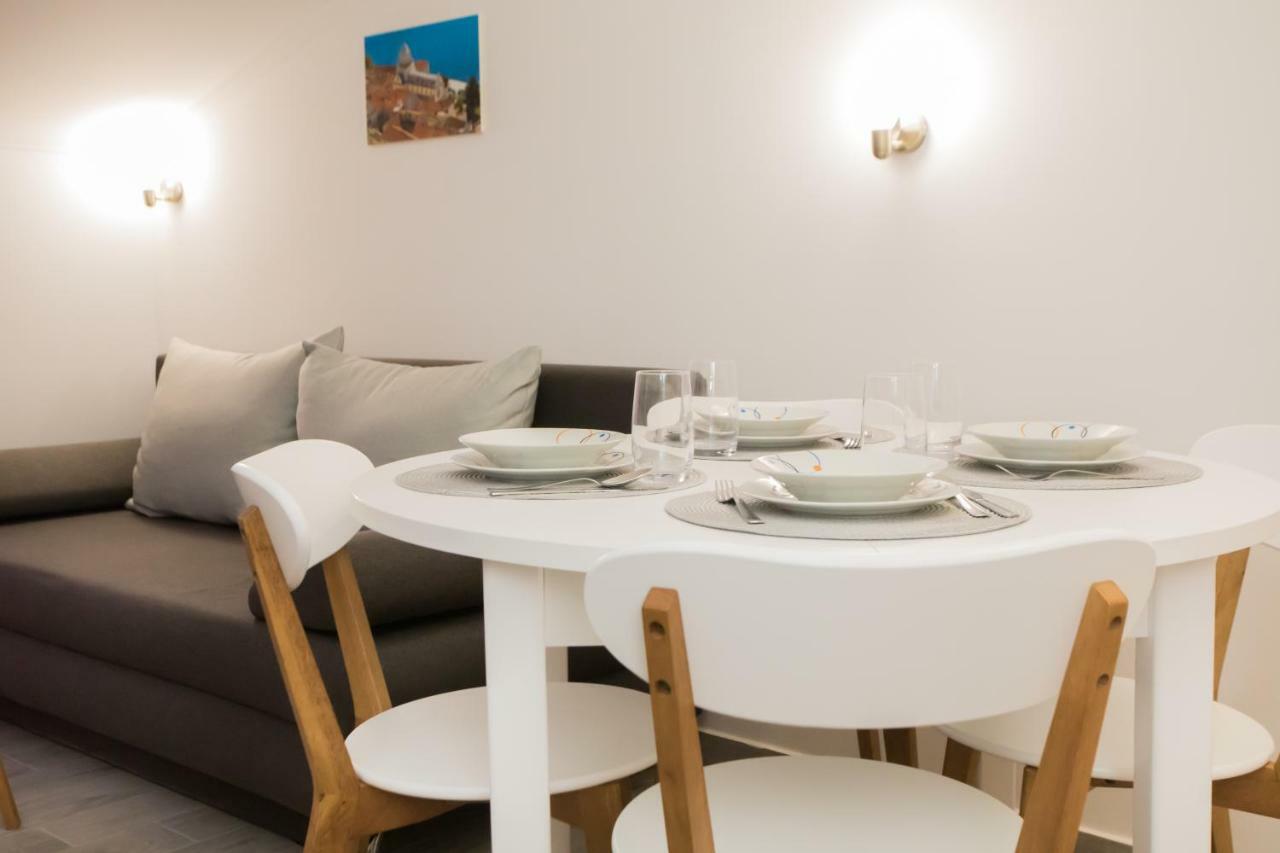 Apartments Tonka Šibenik Екстериор снимка