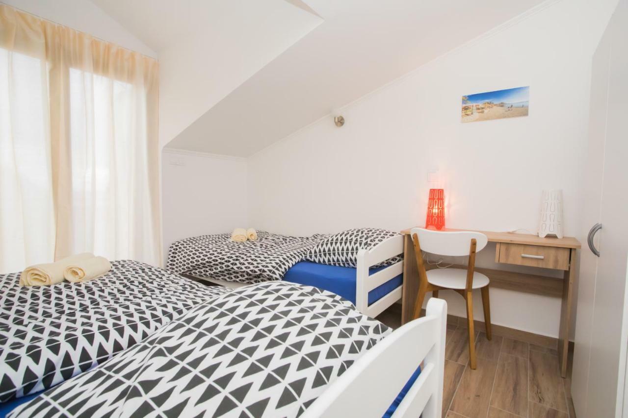 Apartments Tonka Šibenik Екстериор снимка