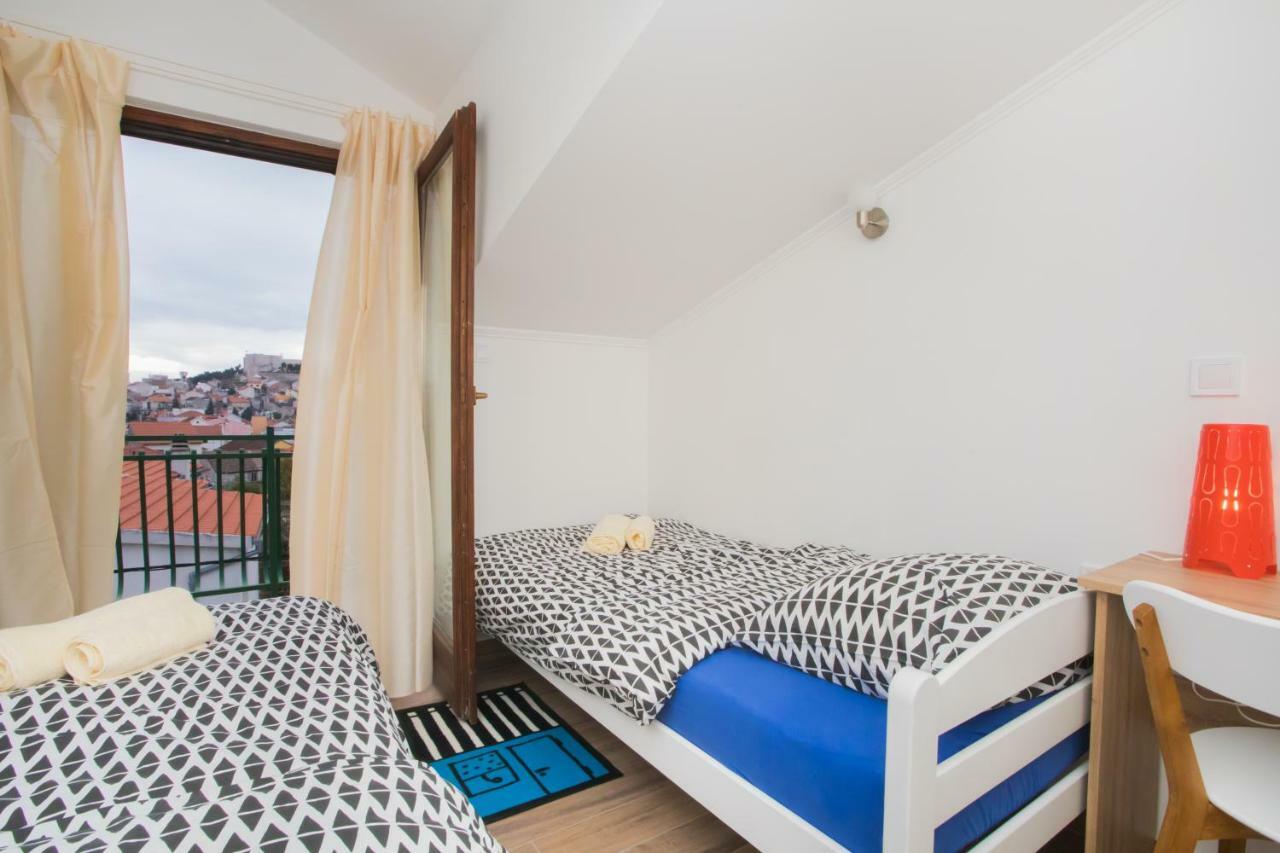 Apartments Tonka Šibenik Екстериор снимка