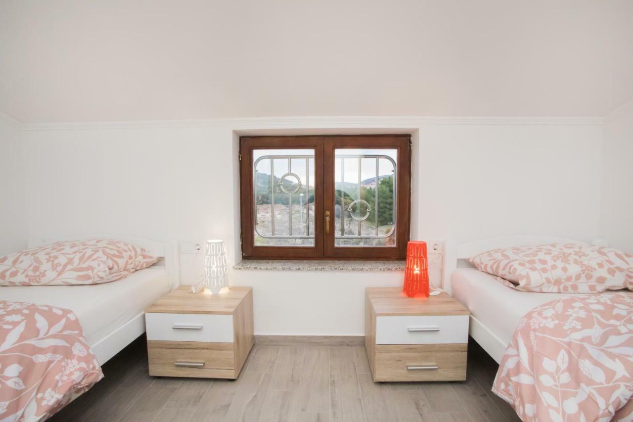 Apartments Tonka Šibenik Екстериор снимка